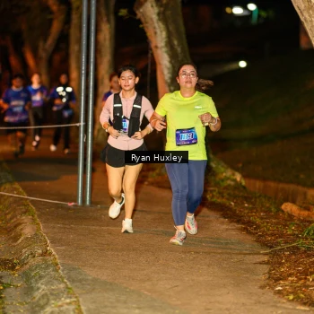 Runner Photo 1703096