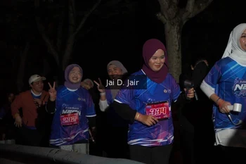 Runner Photo 1703106