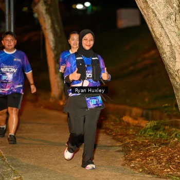 Runner Photo 1703108
