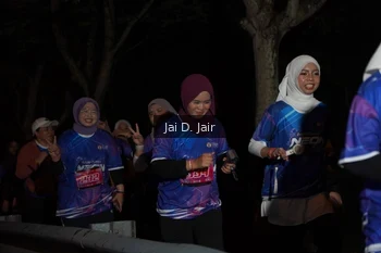 Runner Photo 1703115
