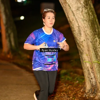 Runner Photo 1703119