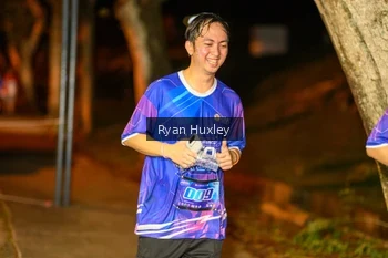 Runner Photo 1703147