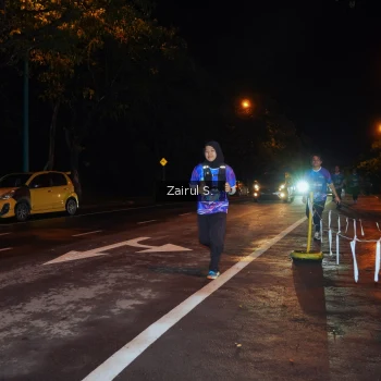 Runner Photo 1703149