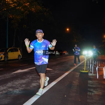 Runner Photo 1703151