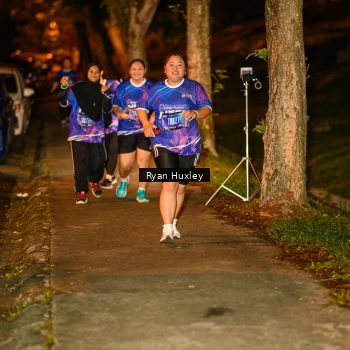 Runner Photo 1703160