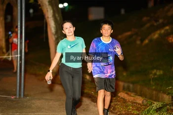 Runner Photo 1703162