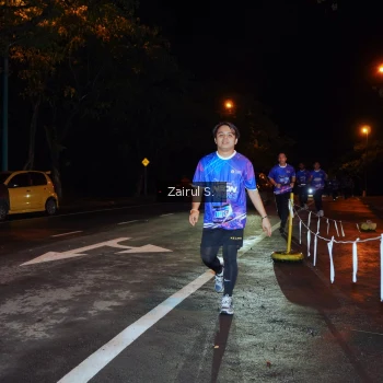 Runner Photo 1703163
