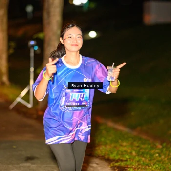Runner Photo 1703176