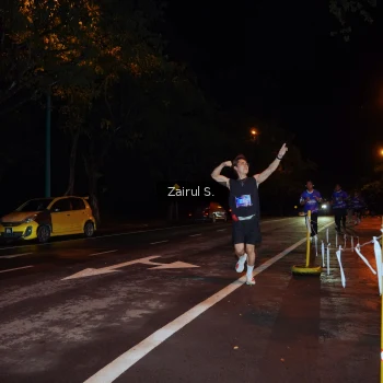 Runner Photo 1703189