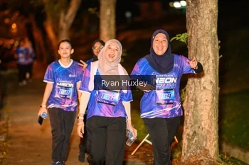 Runner Photo 1703243