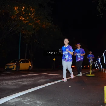 Runner Photo 1703257