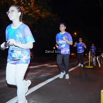 Runner Photo 1703263
