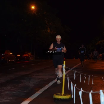 Runner Photo 1703276
