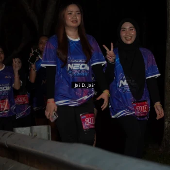 Runner Photo 1703296