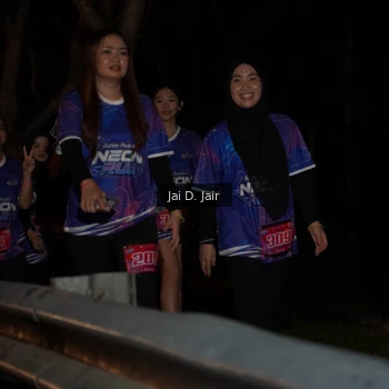 Runner Photo 1703299