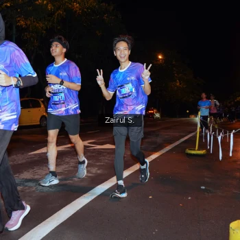 Runner Photo 1703308