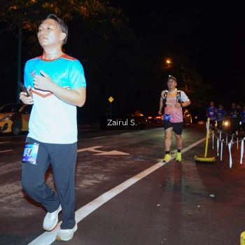 Runner Photo 1703310