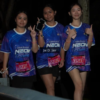 Runner Photo 1703312