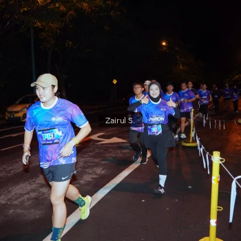 Runner Photo 1703350