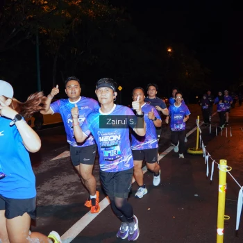 Runner Photo 1703358