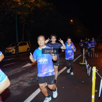 Runner Photo 1703360