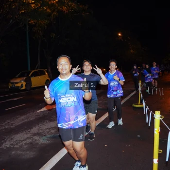 Runner Photo 1703361