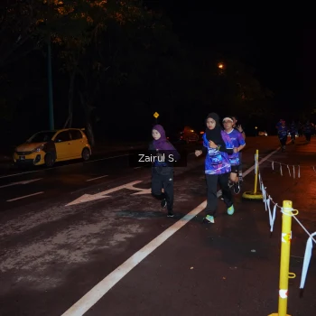 Runner Photo 1703370