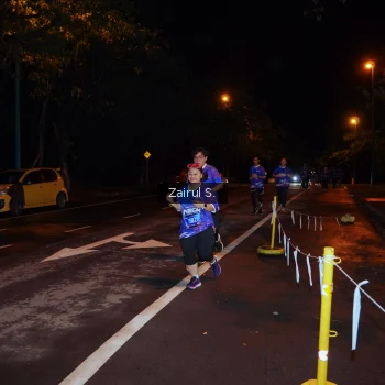 Runner Photo 1703378