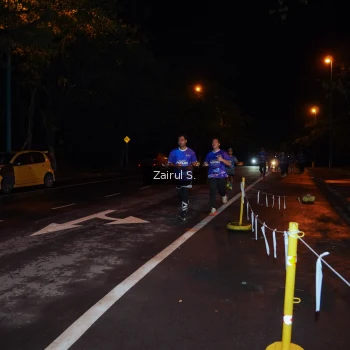 Runner Photo 1703387
