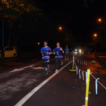 Runner Photo 1703392