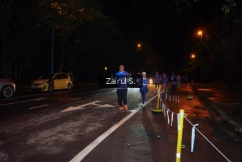 Runner Photo 1703403