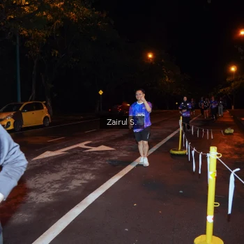 Runner Photo 1703477