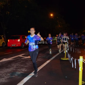 Runner Photo 1703484