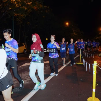 Runner Photo 1703489