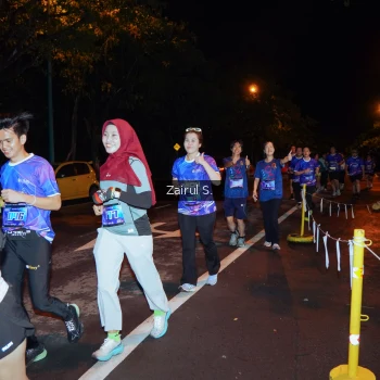 Runner Photo 1703490