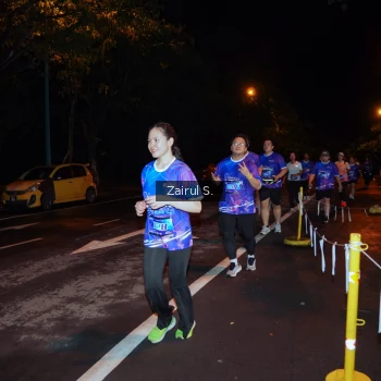 Runner Photo 1703496