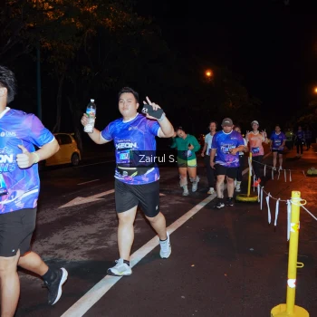 Runner Photo 1703501