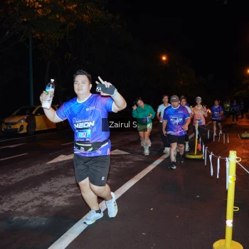 Runner Photo 1703504