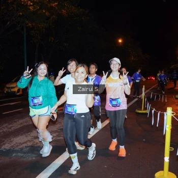 Runner Photo 1703512