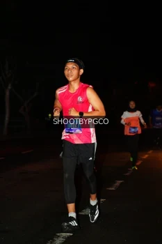Runner Photo 1703516