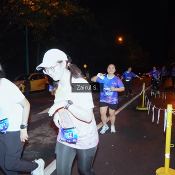 Runner Photo 1703532
