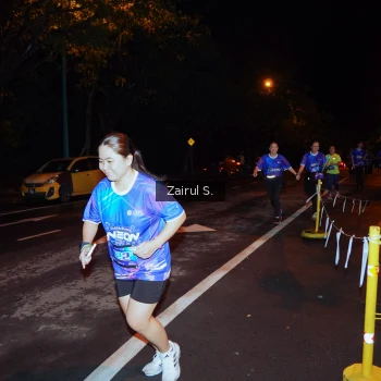 Runner Photo 1703533