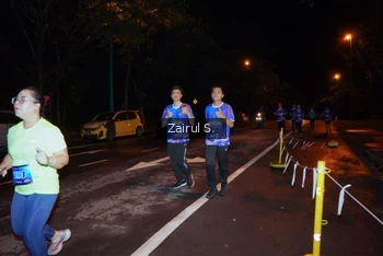 Runner Photo 1703545