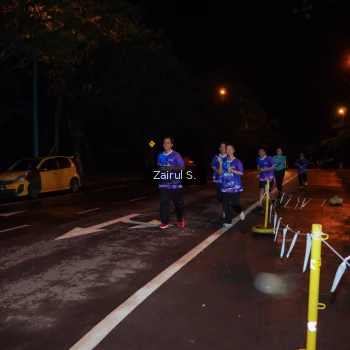 Runner Photo 1703548