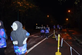 Runner Photo 1703570
