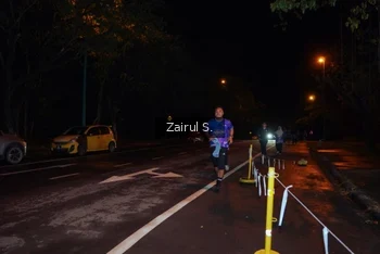Runner Photo 1703573