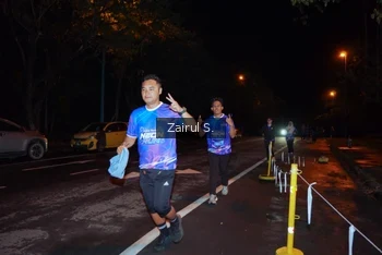 Runner Photo 1703577