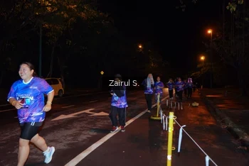 Runner Photo 1703593