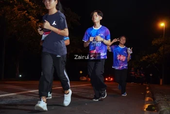 Runner Photo 1703636