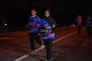 Runner Photo 1703645